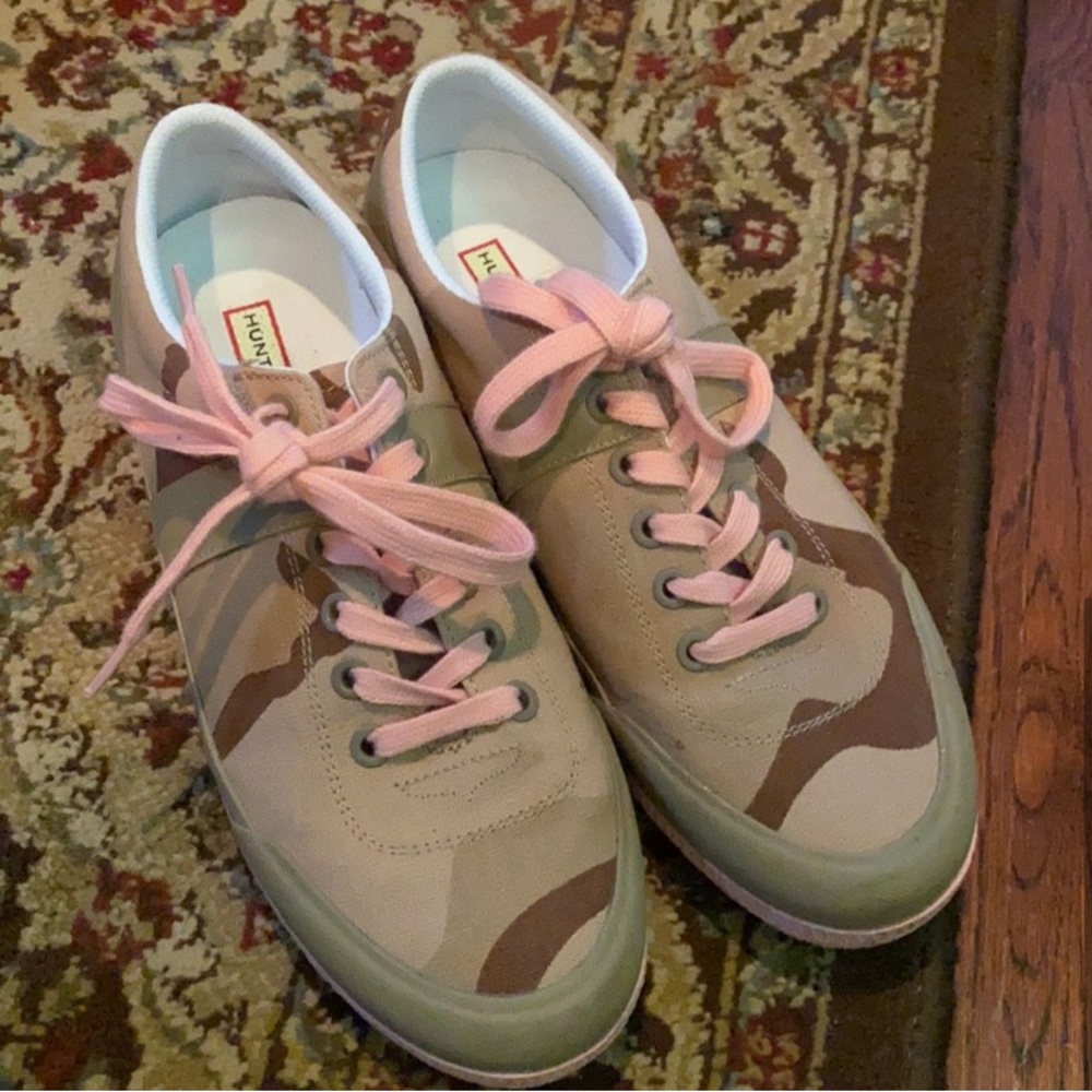 Pink Camo Hunter Rain Shoes Size 8